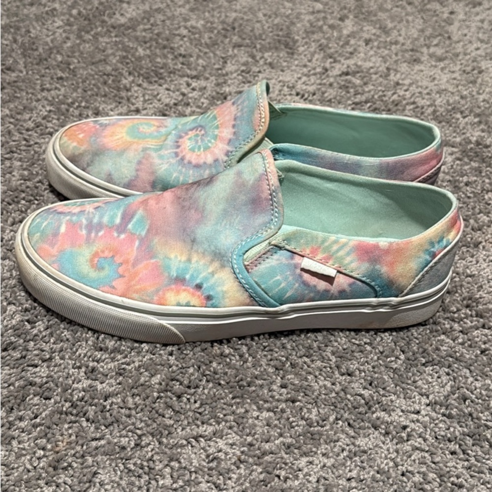 Vans, women’s 9.5 Colorful Tie-Dye Slip-On Shoes